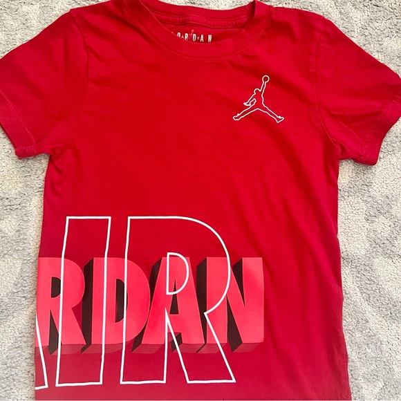 Boys Jordan Tee - Picture 3 of 4